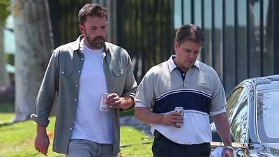 Ben Affleck y Matt Damon darán vida a una estrella de la WWE en esta nueva biopic noticias imagen
