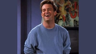 ¡Esta es una de las escenas más míticas de Matthew Perry en Friends! Hace 25 años sorprendió a todos sus fans noticias imagen