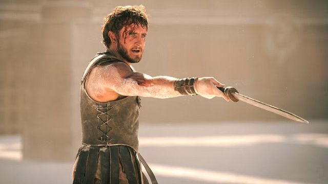 Ridley Scott defendió la escena más polémica de ‘Gladiador 2’: “Si pudimos construir el coliseo, podemos hacer eso otro también” noticias imagen