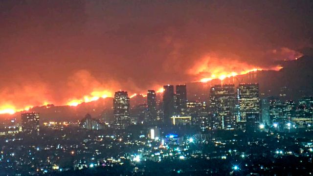 La famosa actriz colombiana que tuvo que dejar su casa en Los Ángeles por los incendios noticias imagen