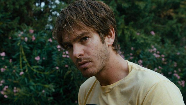 En Amazon Prime Video: Andrew Garfield en un viaje de 140 minutos repleto de intrigas, cultura pop y psicodelia noticias imagen