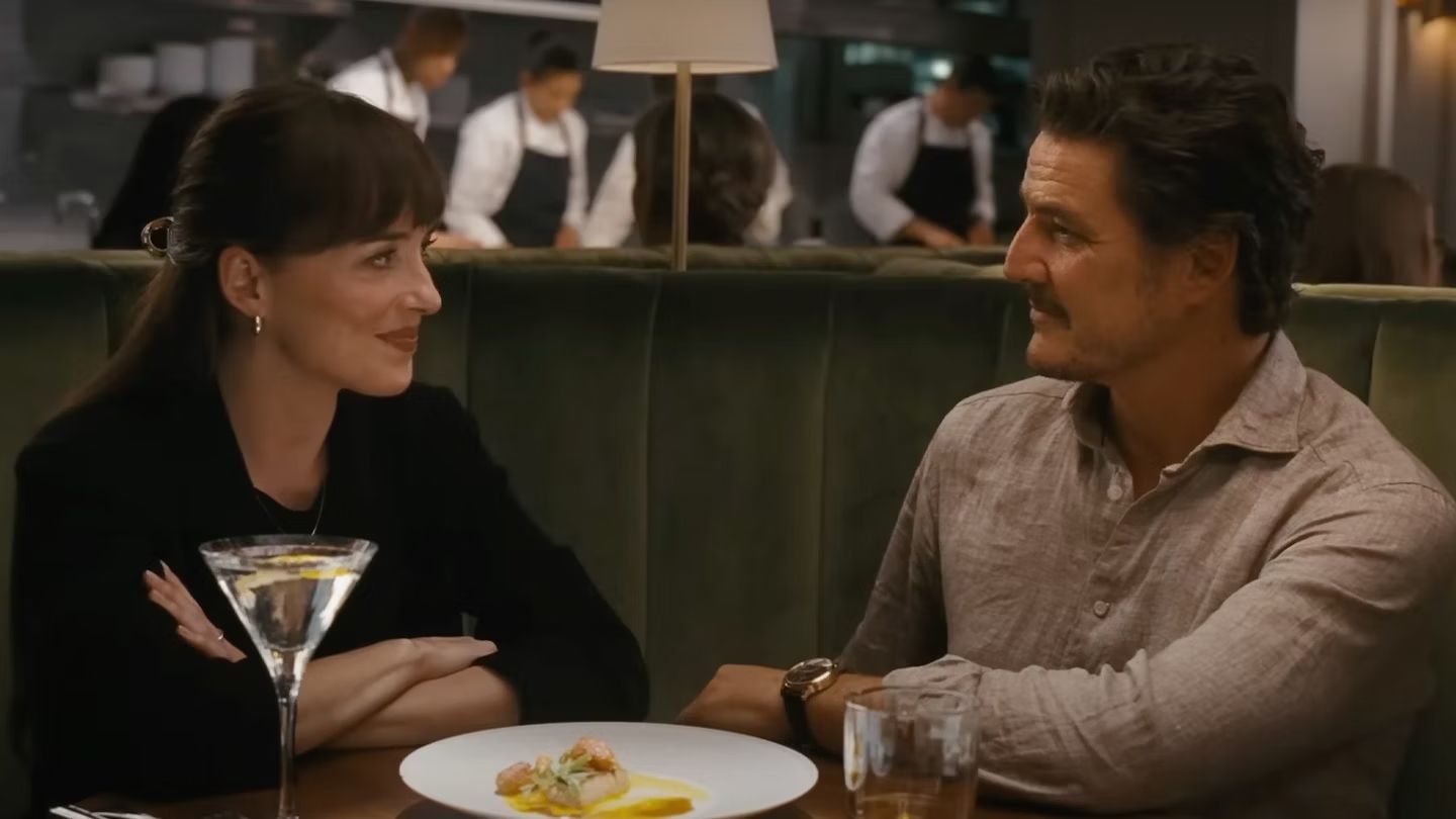 Dakota Johnson y Pedro Pascal en 'Materialists'
